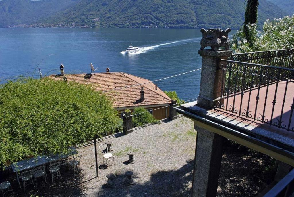 The Family - Apartments In Villa With Lake View Argegno Exteriör bild