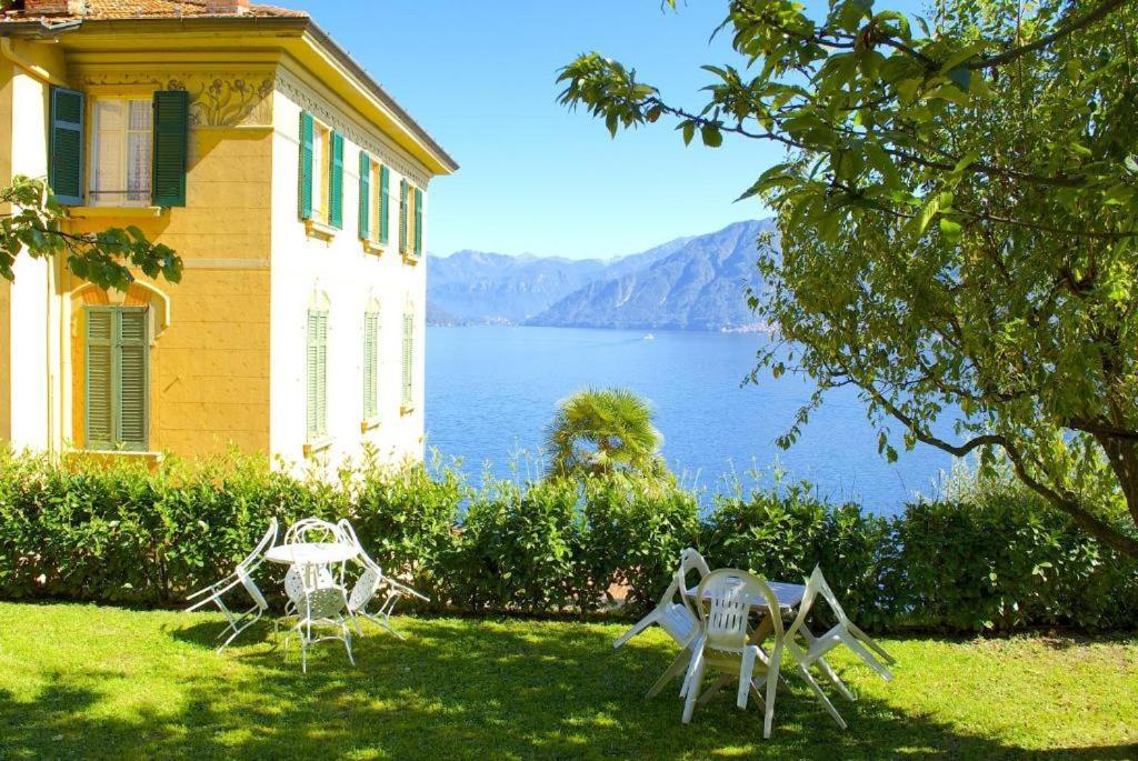 The Family - Apartments In Villa With Lake View Argegno Exteriör bild